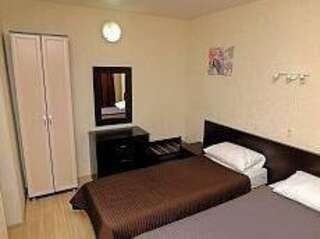 Гостиница  У Ясеня Геленджик Бюджетный двухместный номер с 1 кроватью или 2 отдельными кроватями-3
